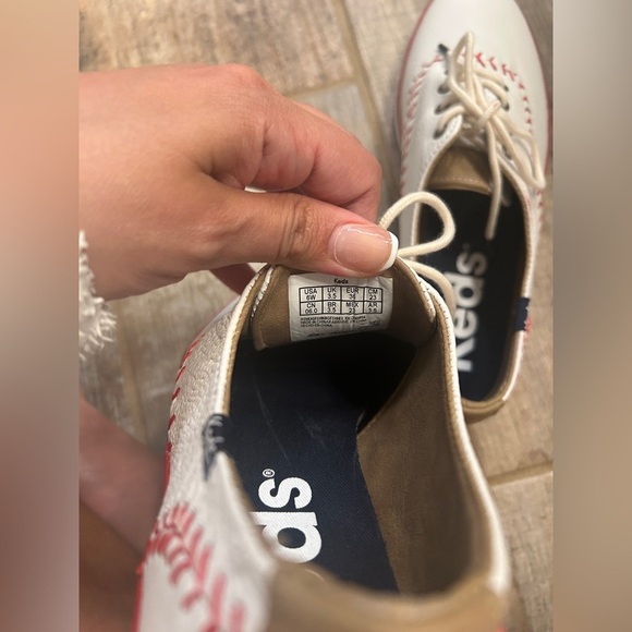 Like New Baseball Keds- Size Women’s 6 - Picture 9 of 10